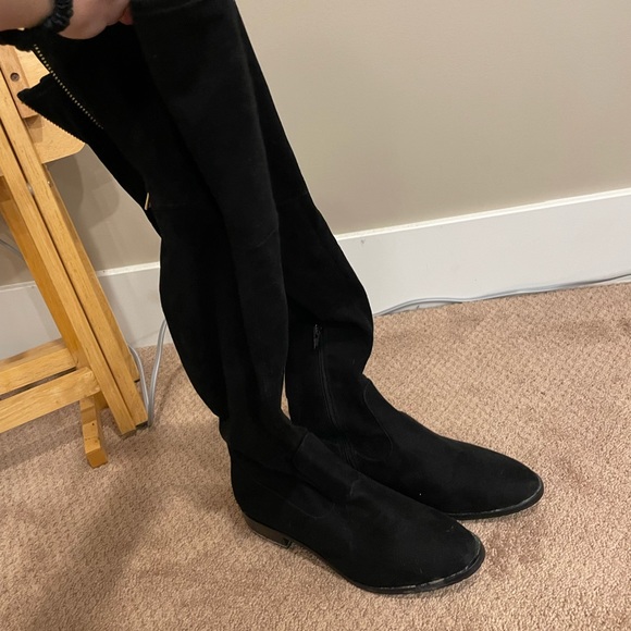 Black suede thigh high boots - Picture 2 of 7